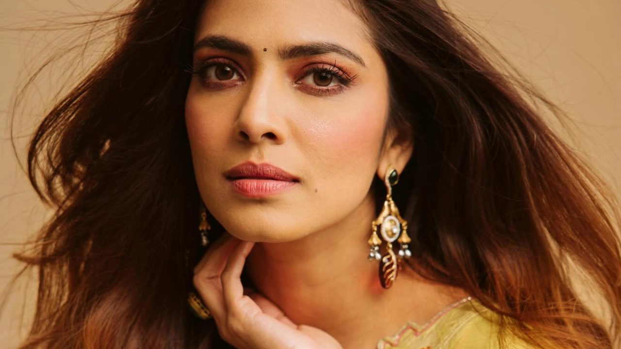 When Journalism Goes Too Far: Malavika Mohanan Reacts To Uncomfortable CM Vijay Question